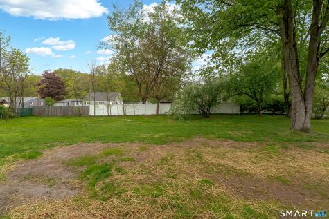 4 Lox Lane Enfield CT 06082
