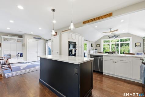 1 Fernwood Lane Farmington CT 06032
