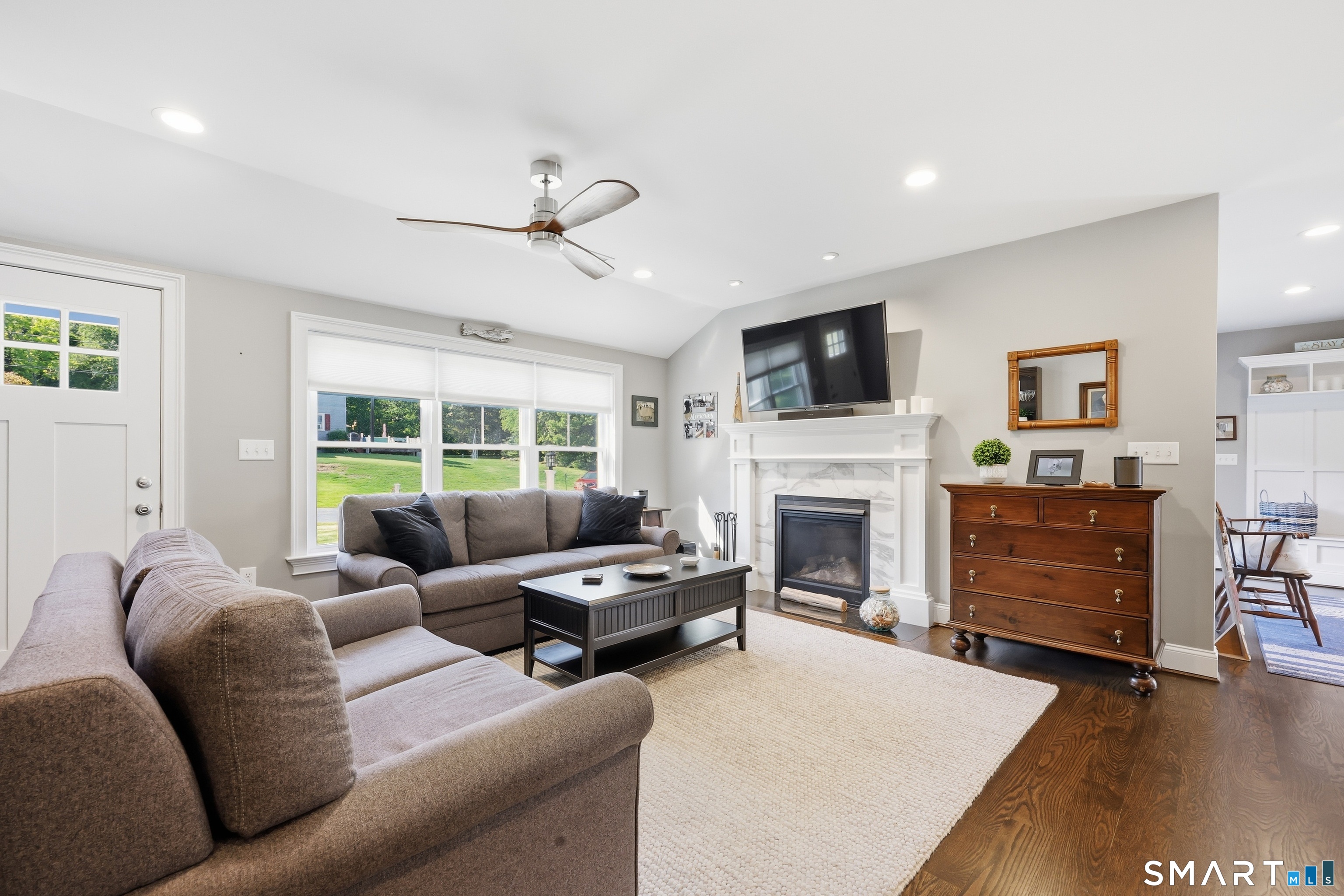 1 Fernwood Lane Farmington CT 06032