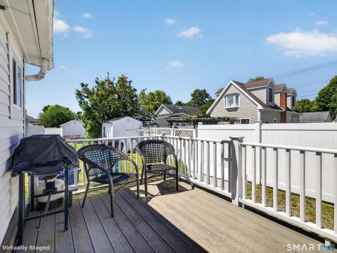 13 Old Colony Road Old Lyme CT 06371