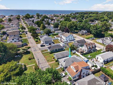 13 Old Colony Road Old Lyme CT 06371