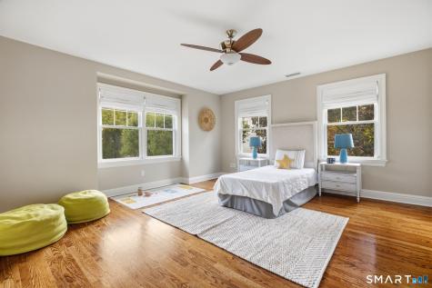 5 Ginos Way Ridgefield CT 06877