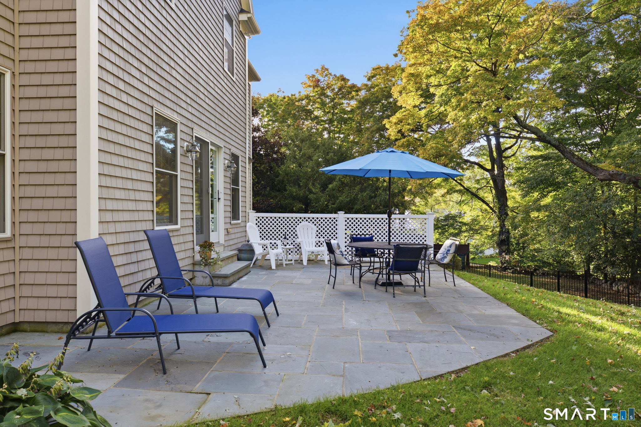 5 Ginos Way Ridgefield CT 06877