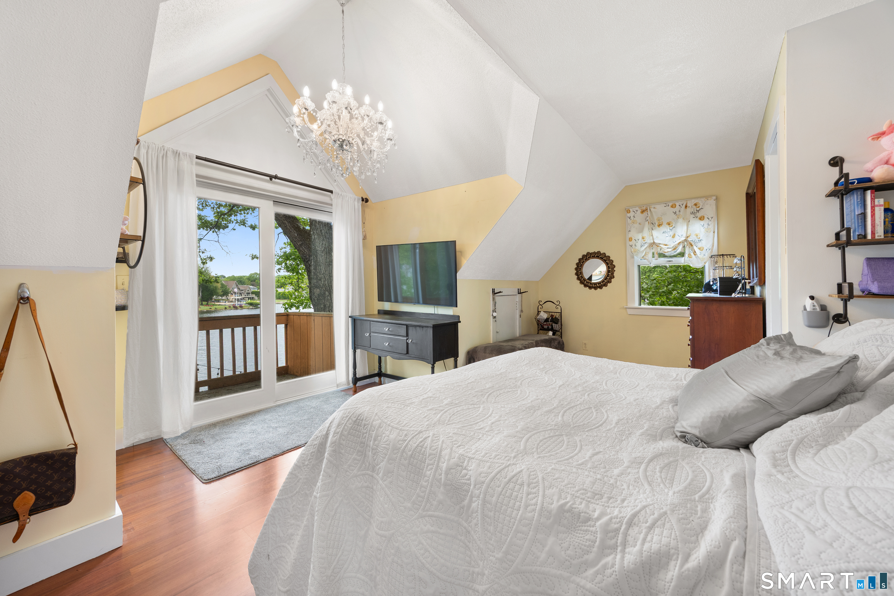 15 Averyll Avenue Wolcott CT 06716