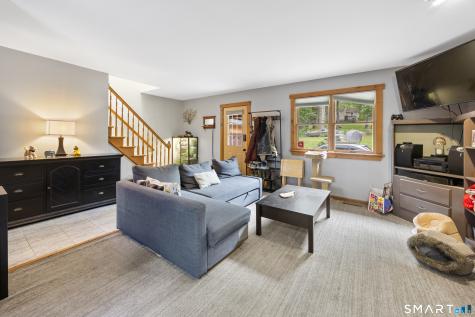 15 Averyll Avenue Wolcott CT 06716