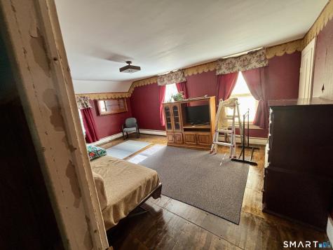 678 Wauregan Road Brooklyn CT 06234