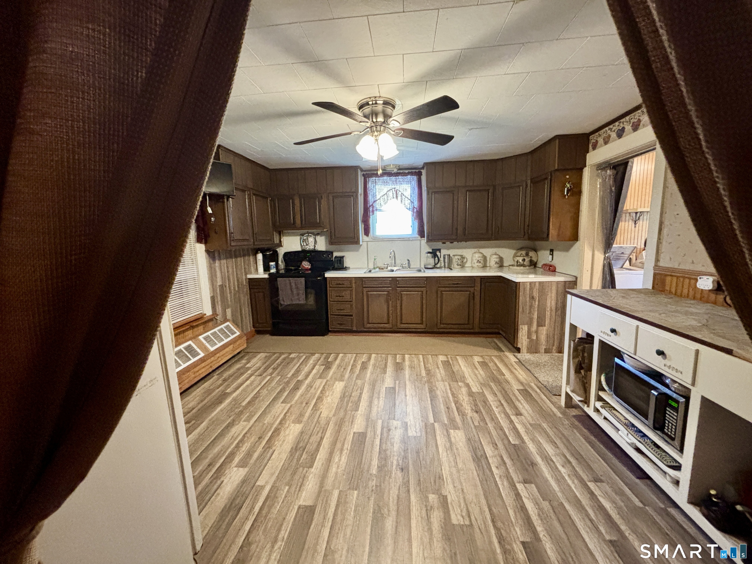 678 Wauregan Road Brooklyn CT 06234