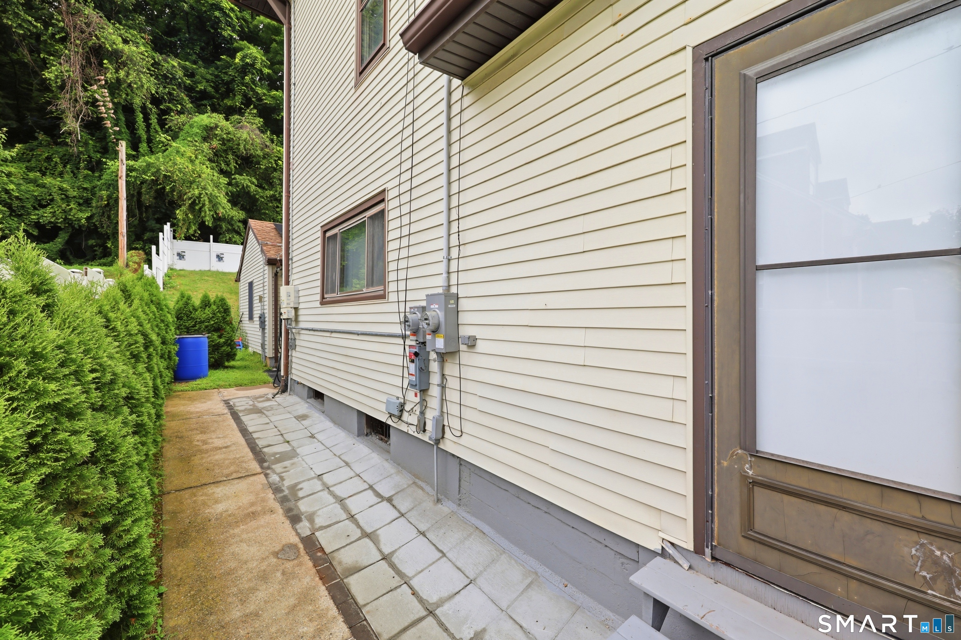 2038 Stanley Street New Britain CT 06053