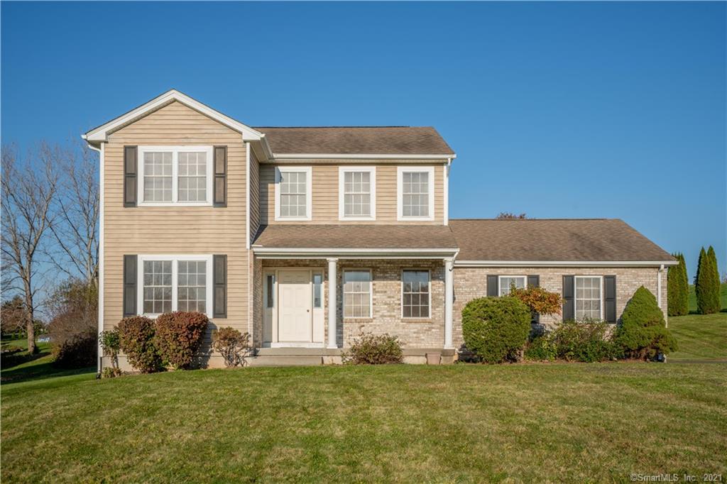 8 Ryefield Hollow Drive Bloomfield CT 06002