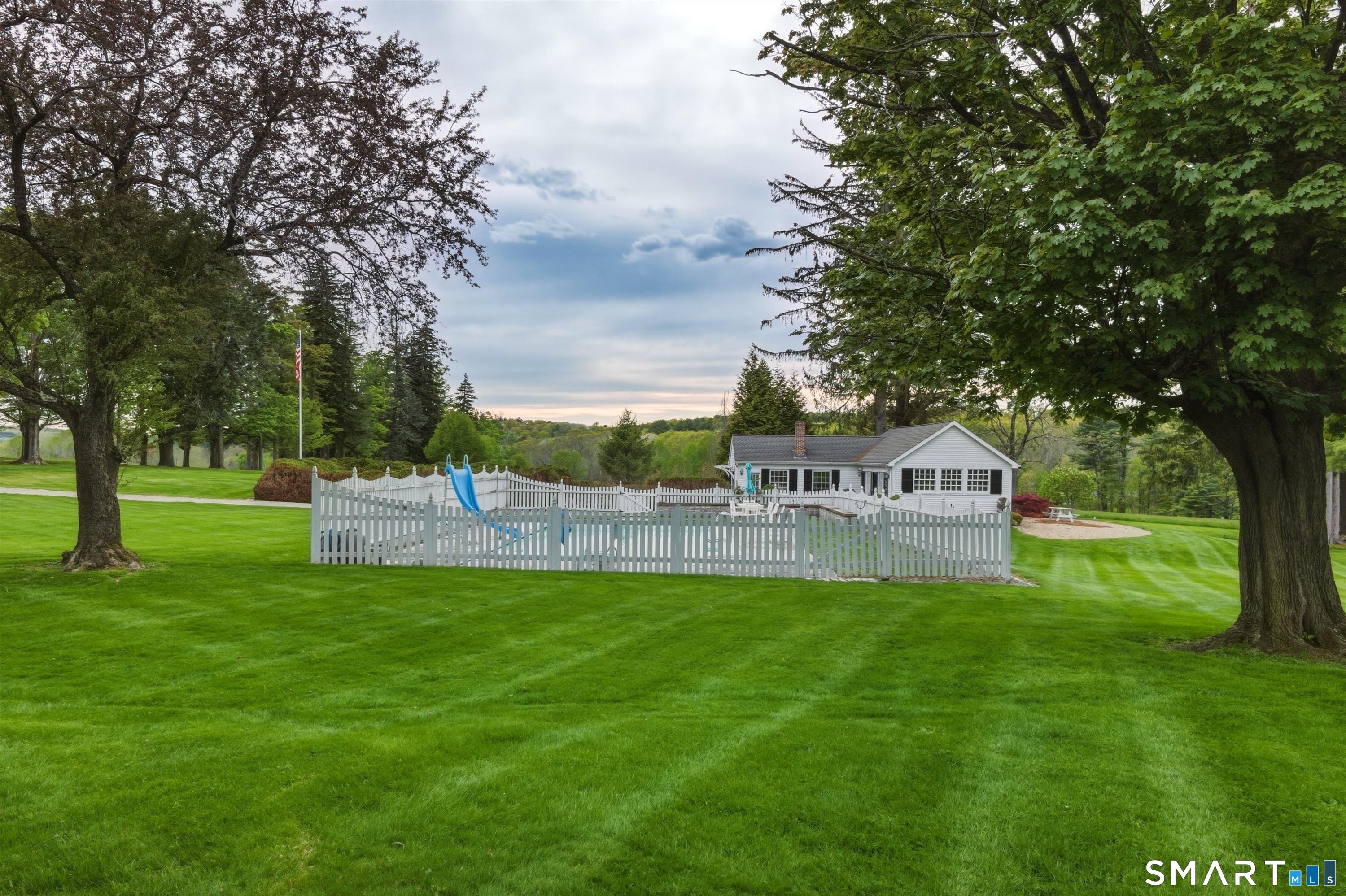 433 Wrights Crossing Road Pomfret CT 06259