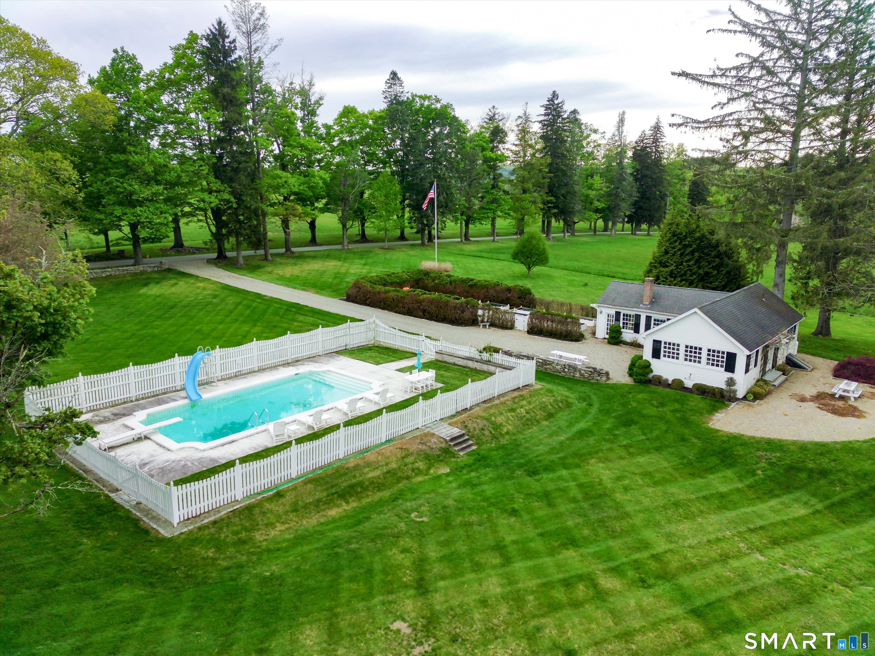 433 Wrights Crossing Road Pomfret CT 06259