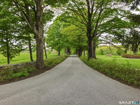 433 Wrights Crossing Road Pomfret CT 06259