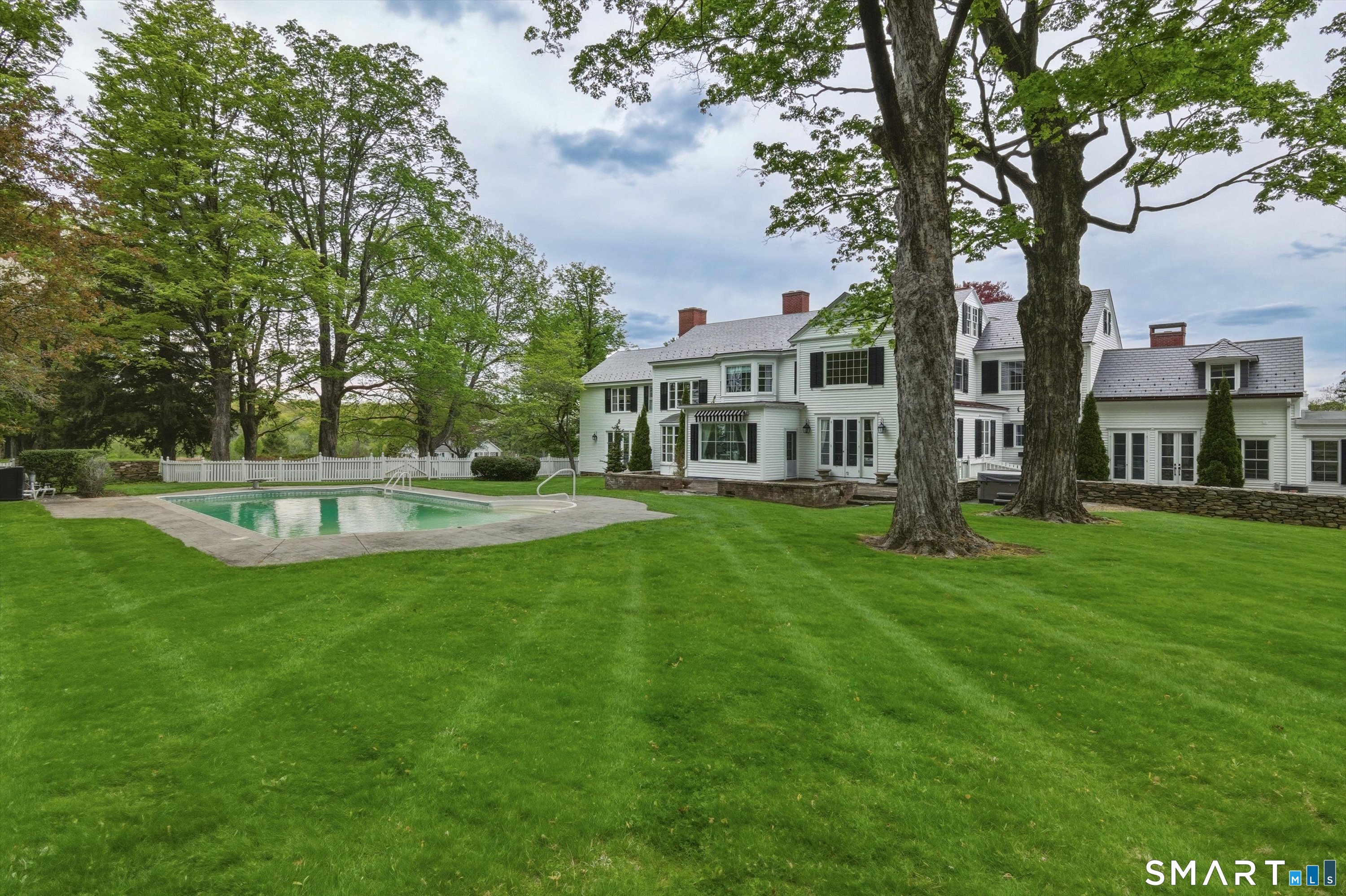 433 Wrights Crossing Road Pomfret CT 06259