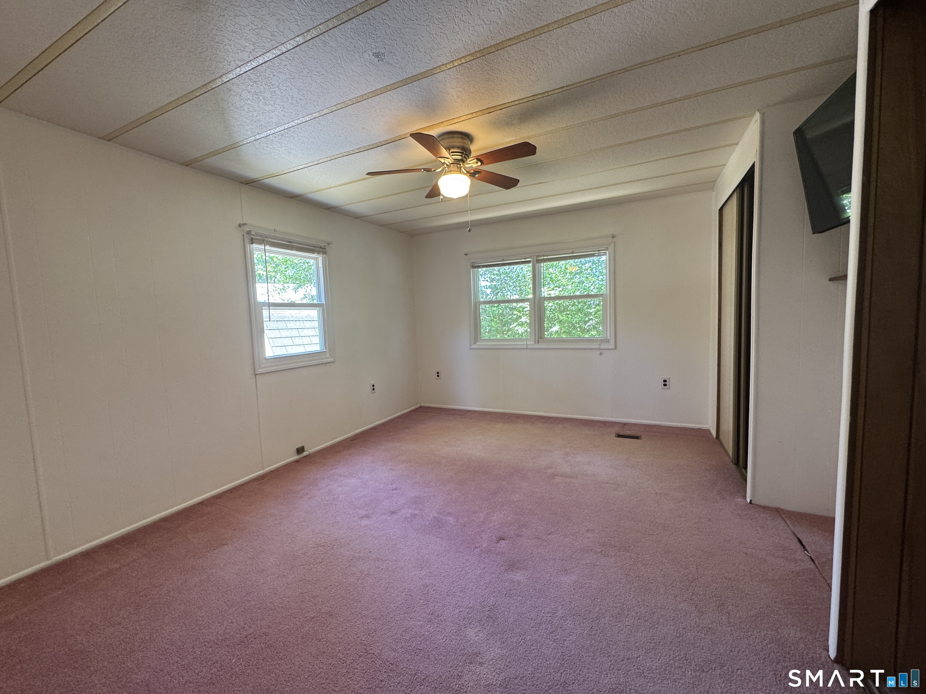 33 Ridge Circle Mansfield CT 06268