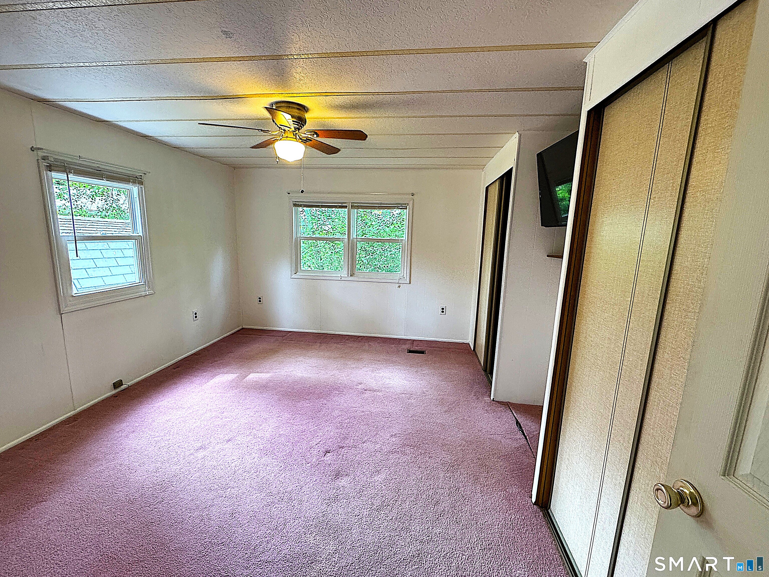 33 Ridge Circle Mansfield CT 06268