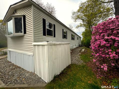 33 Ridge Circle Mansfield CT 06268