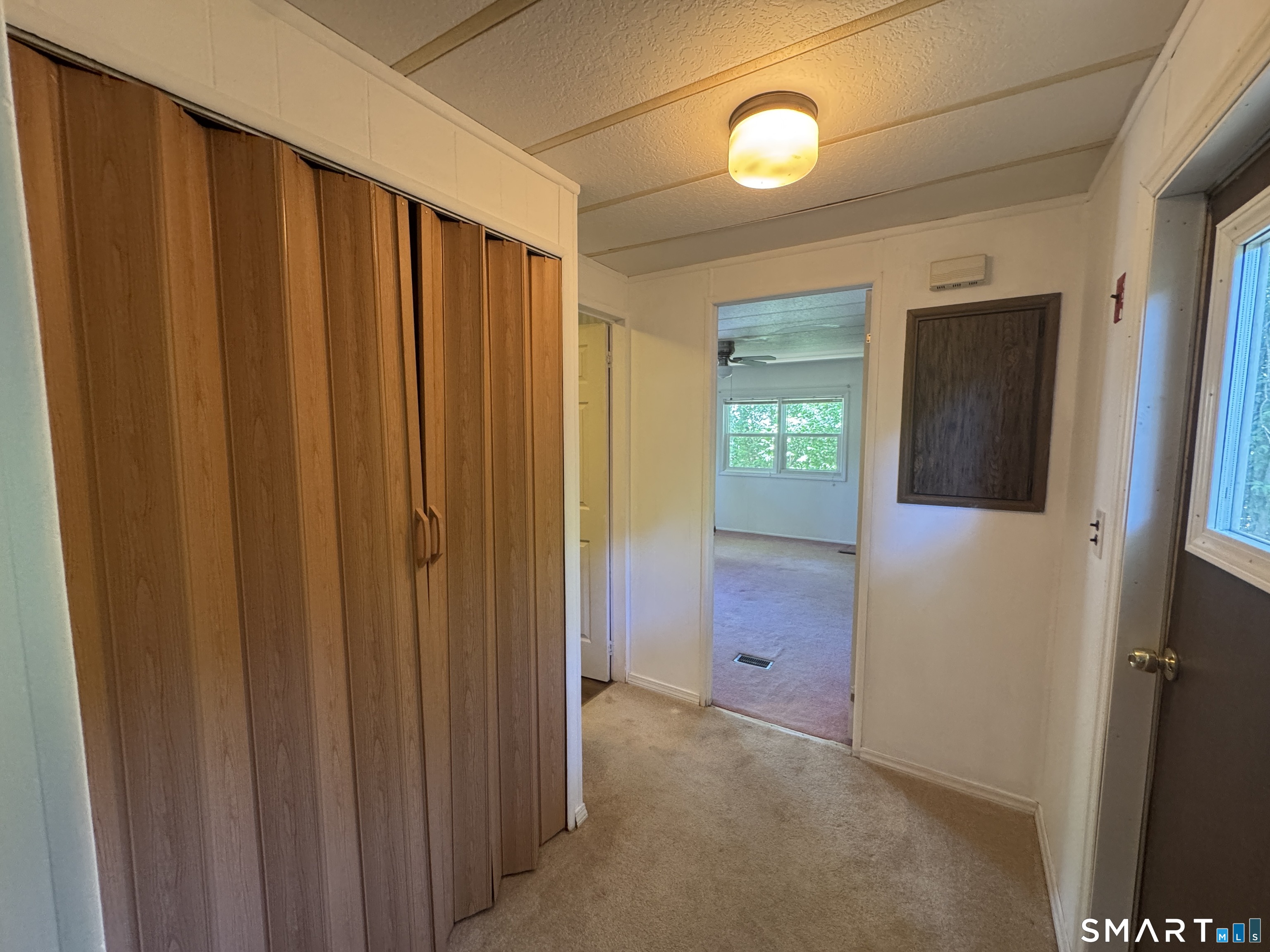 33 Ridge Circle Mansfield CT 06268