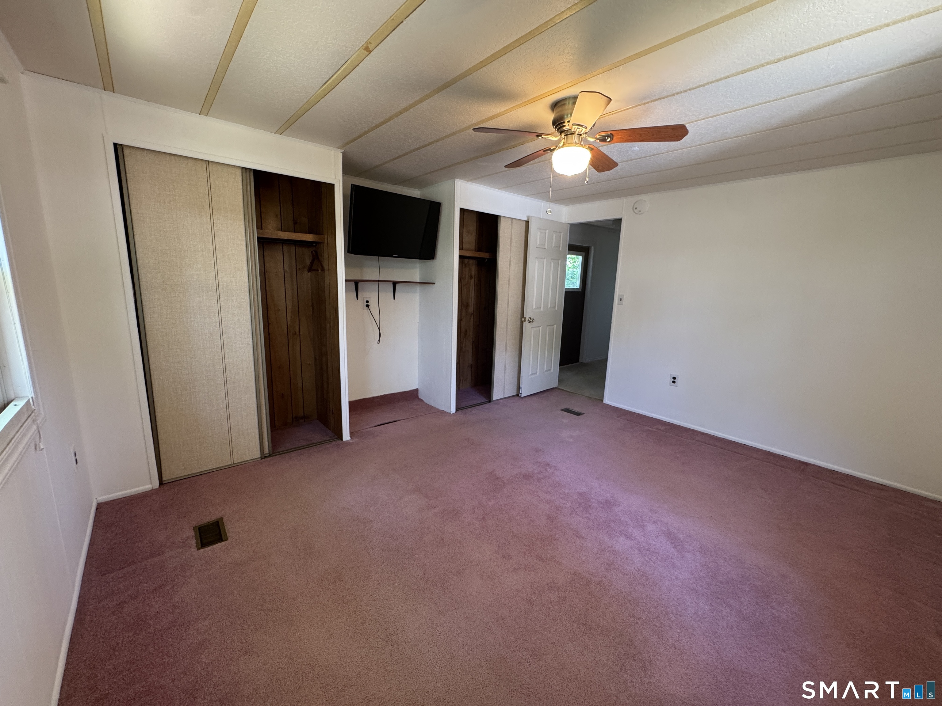 33 Ridge Circle Mansfield CT 06268