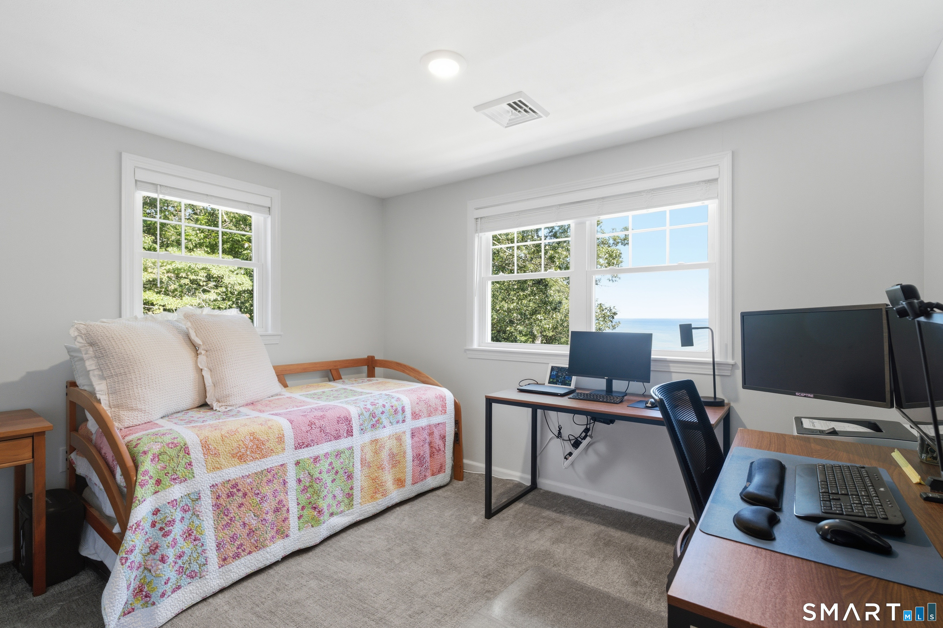 17 Oakridge Drive Old Lyme CT 06371