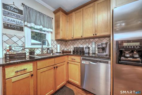 48 Linley Road Trumbull CT 06611