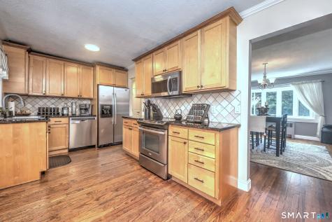 48 Linley Road Trumbull CT 06611