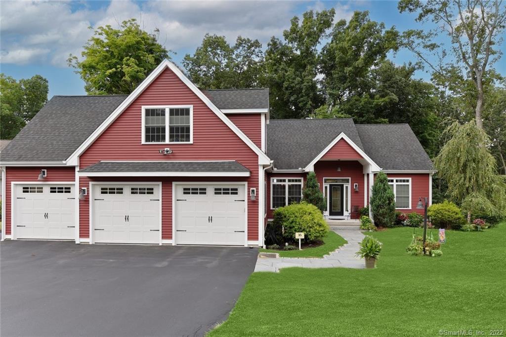16 Hyde Farm Terrace East Hampton CT 06424