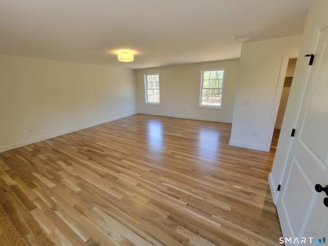 963 High Road Berlin CT 06037