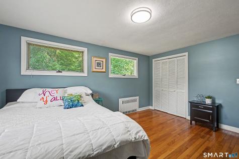 524 Ferry Road Orange CT 06477