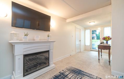 47 Shannon Road East Hartford CT 06118