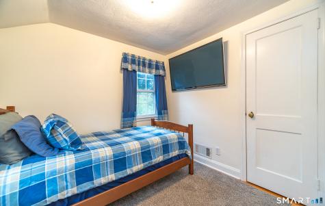 47 Shannon Road East Hartford CT 06118