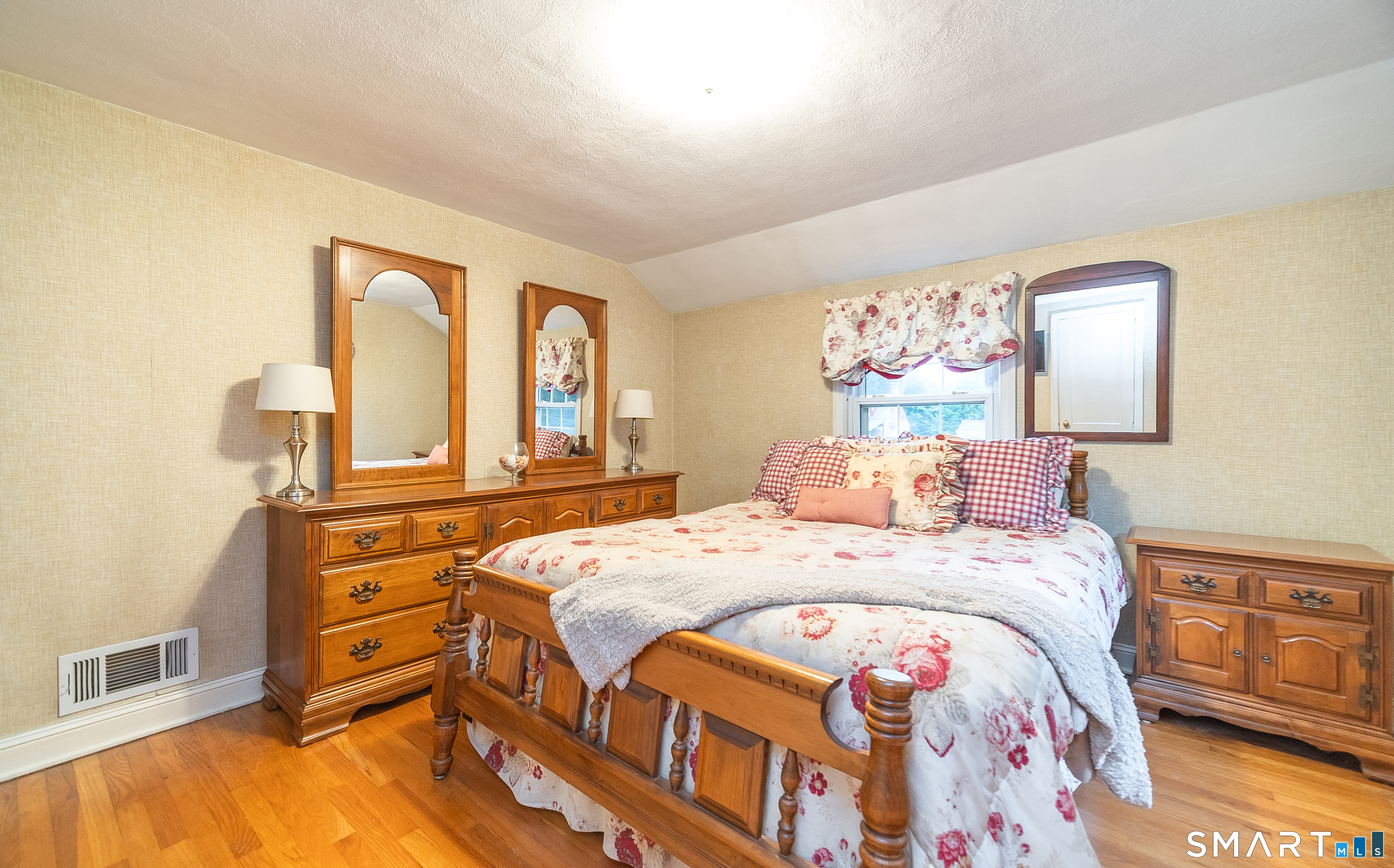 47 Shannon Road East Hartford CT 06118