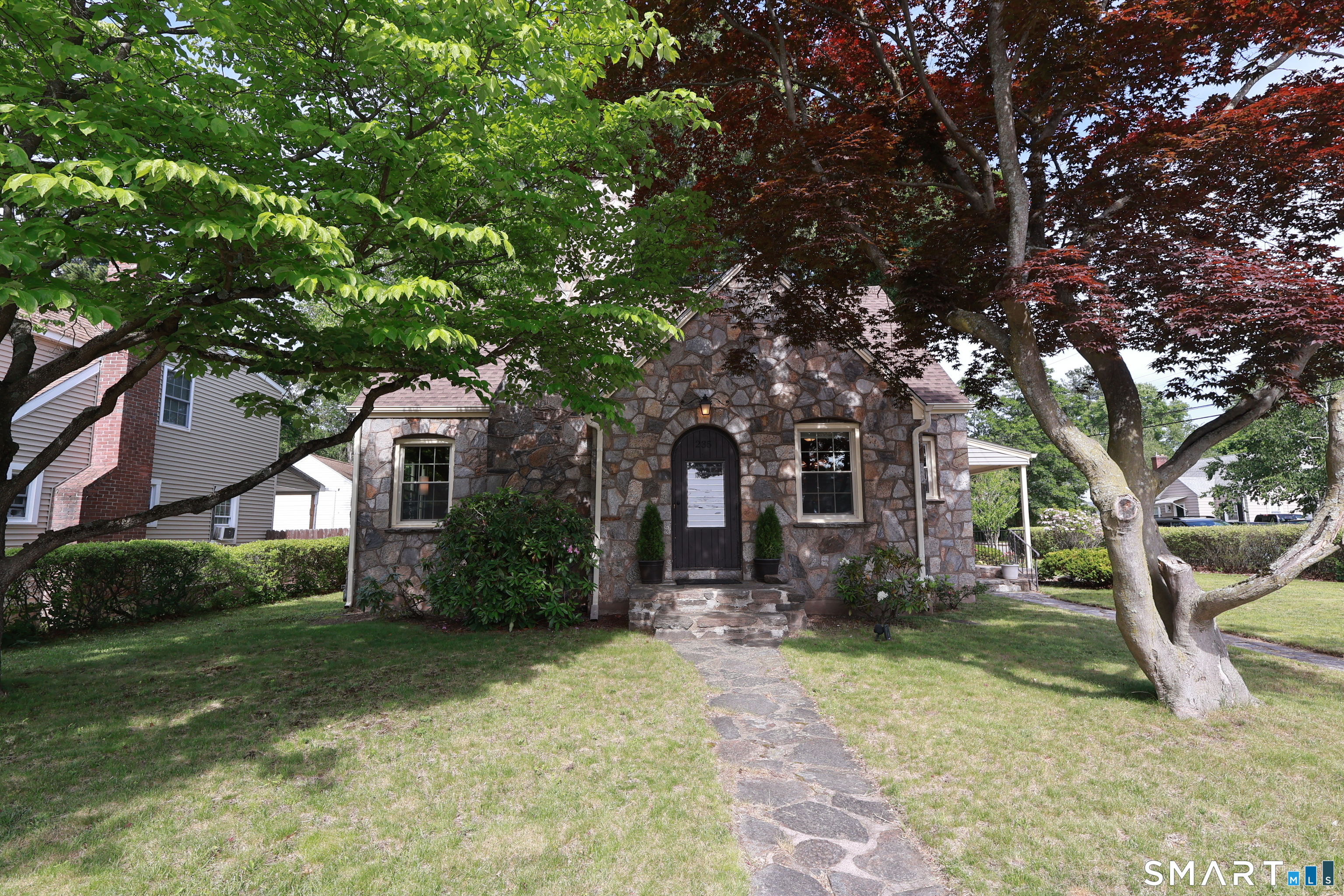 235 Summit Street Manchester CT 06042