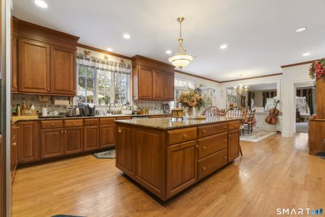 9 Perkins Road Woodbridge CT 06525