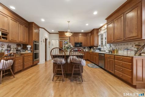 9 Perkins Road Woodbridge CT 06525