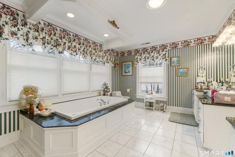 9 Perkins Road Woodbridge CT 06525