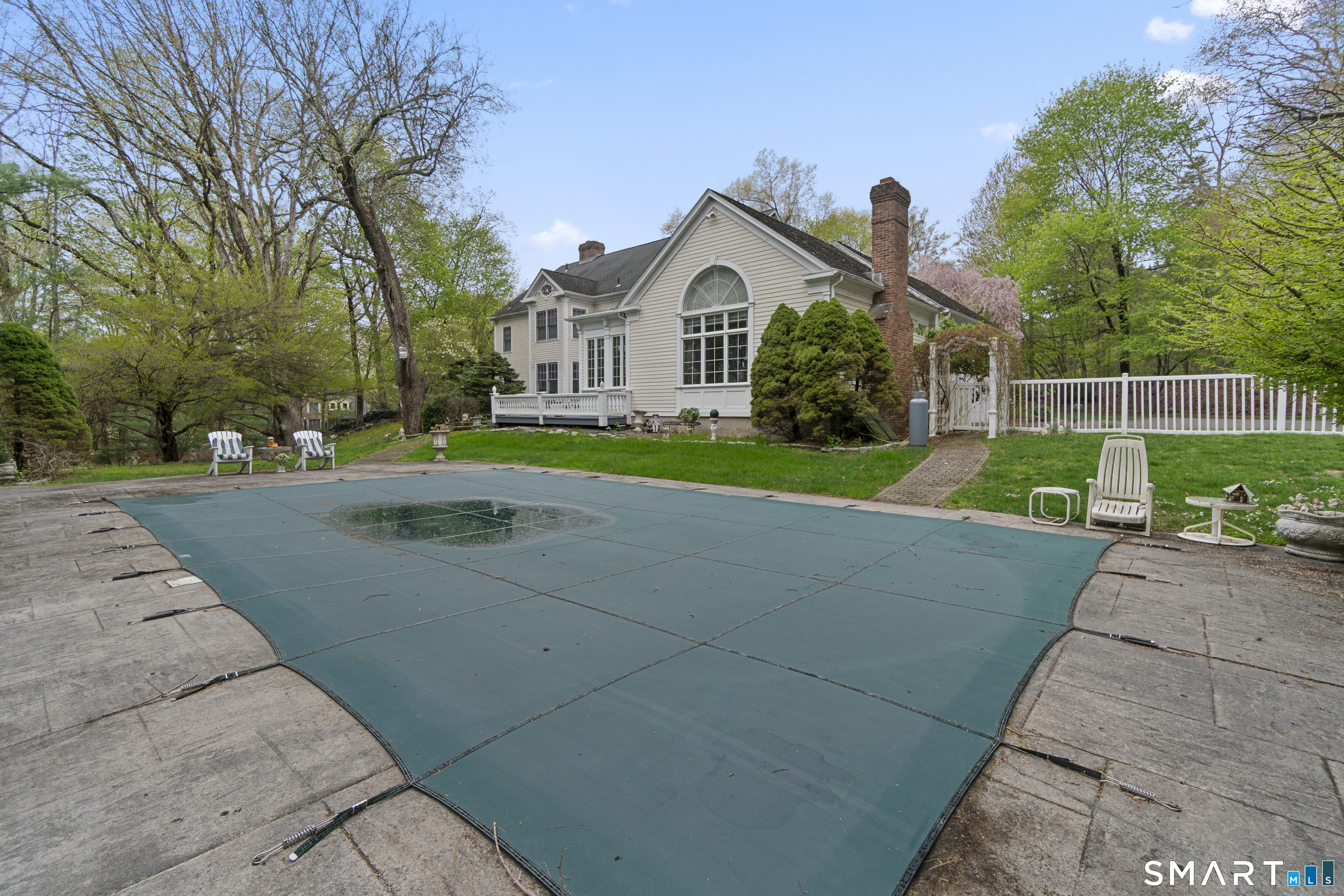 9 Perkins Road Woodbridge CT 06525