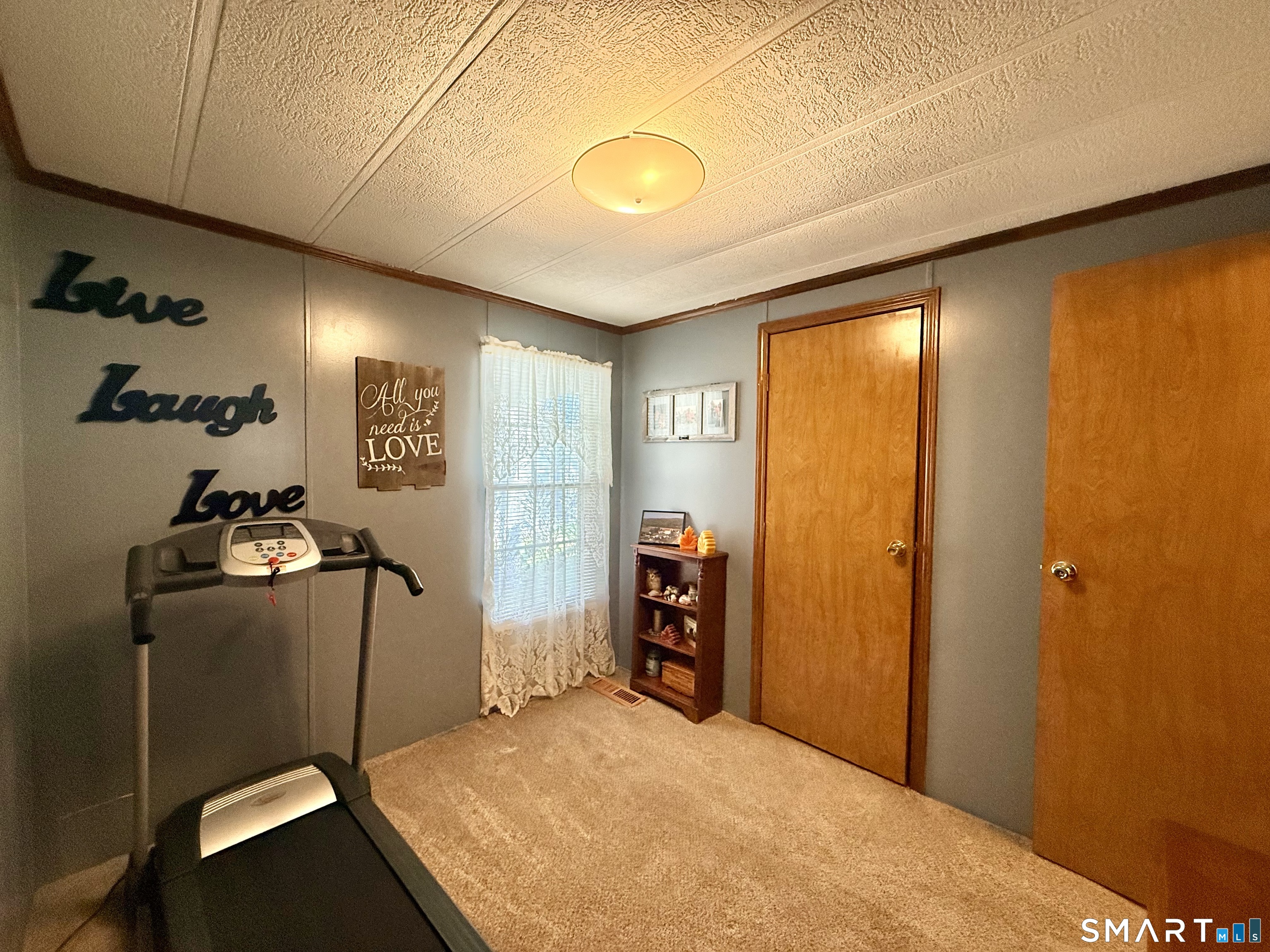 3 Navaho Road East Hartford CT 06118