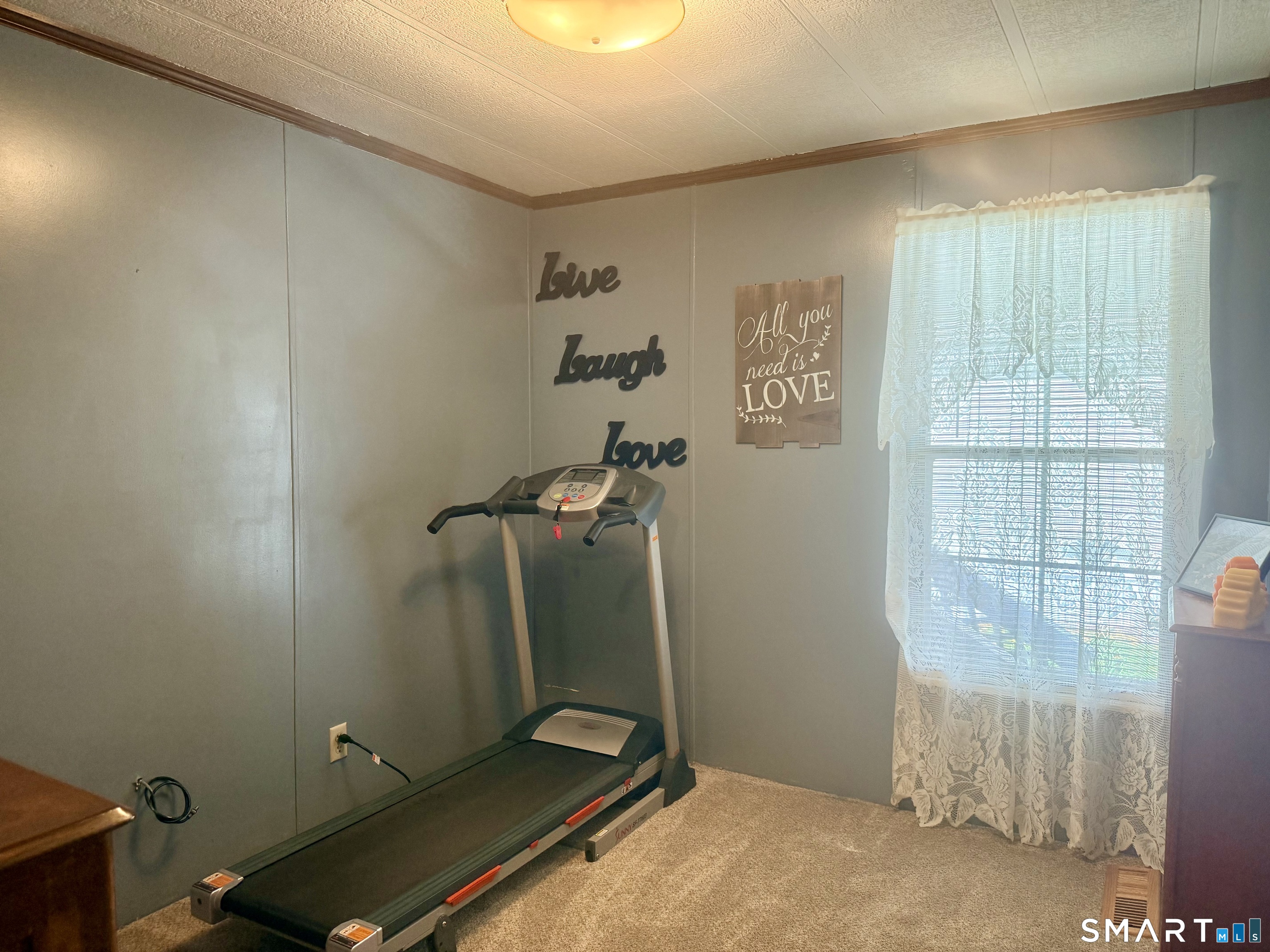 3 Navaho Road East Hartford CT 06118