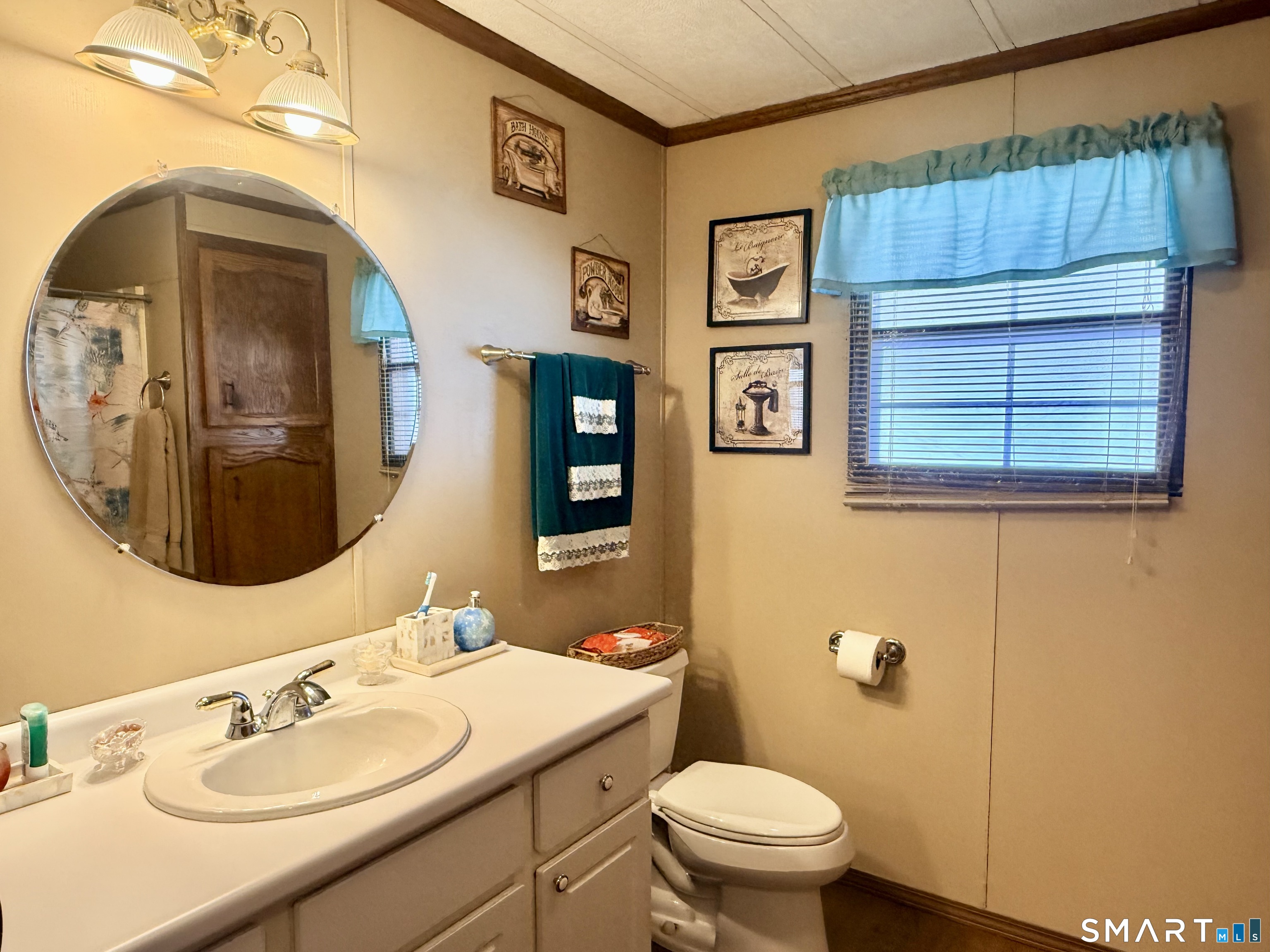 3 Navaho Road East Hartford CT 06118
