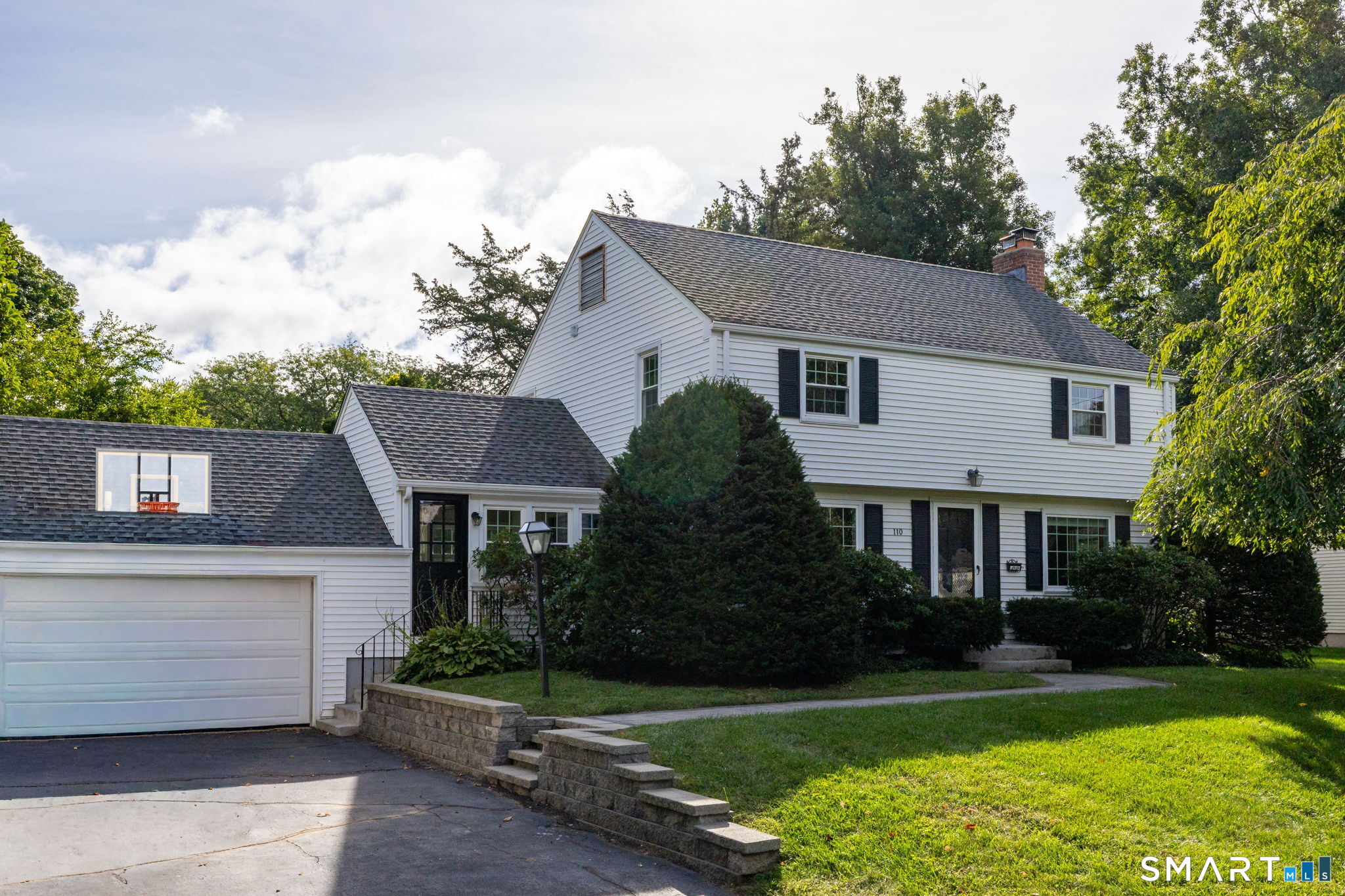 110 Richmond Lane West Hartford CT 06117