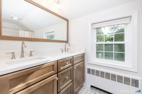 110 Richmond Lane West Hartford CT 06117