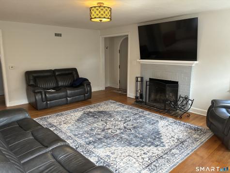 25 Morgan Street Middletown CT 06457