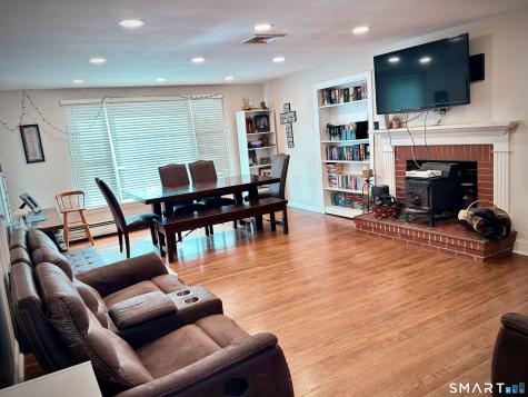 10 Rockwell Street Norwich CT 06360