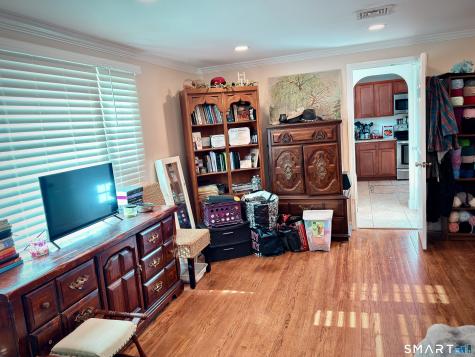 10 Rockwell Street Norwich CT 06360