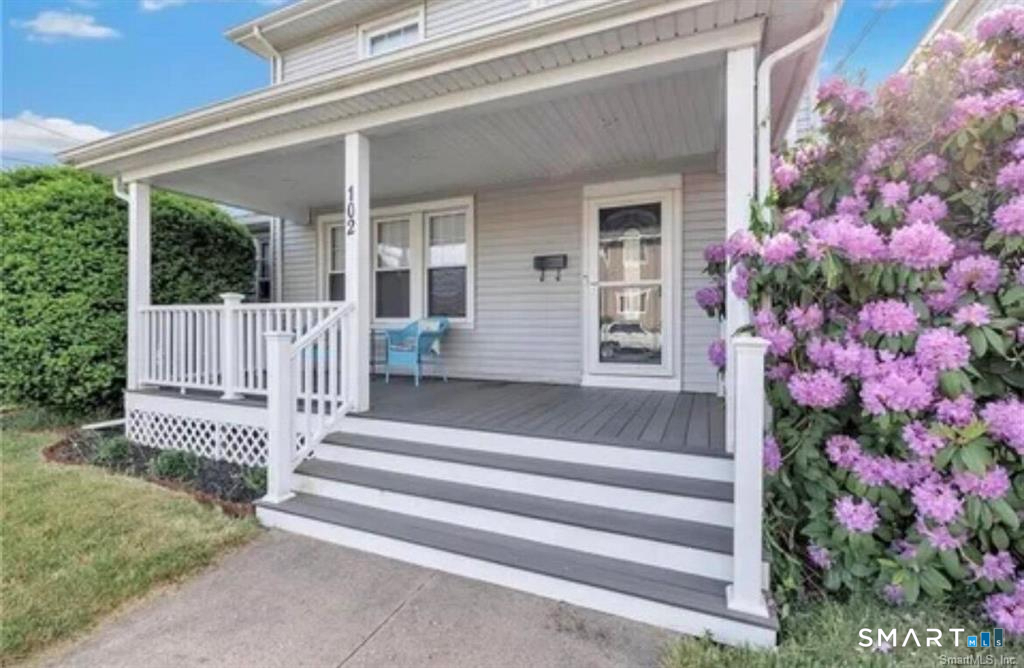 102 Peck Avenue West Haven CT 06516