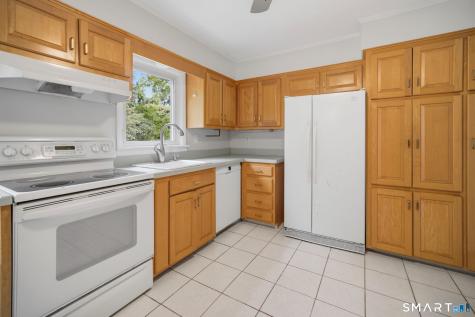 19 Sycamore Road Bloomfield CT 06002