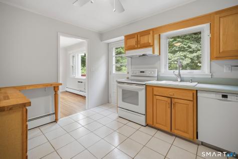 19 Sycamore Road Bloomfield CT 06002