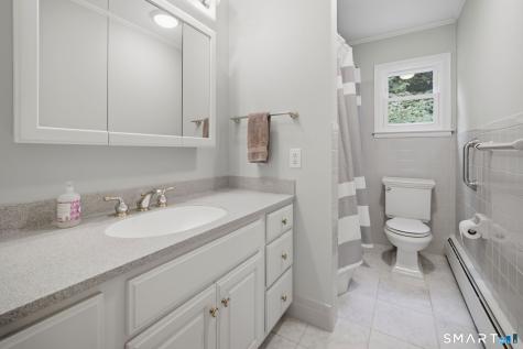 19 Sycamore Road Bloomfield CT 06002