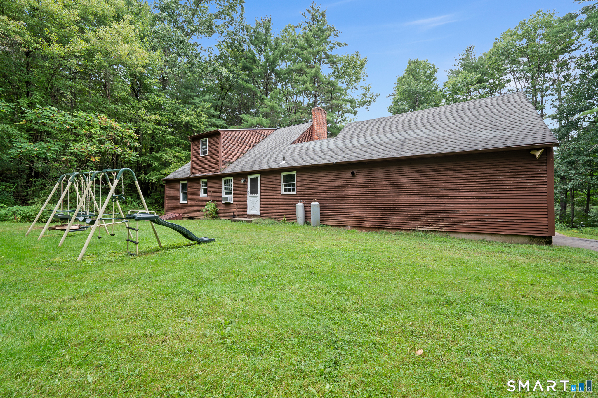 8 County Road Stafford CT 06076