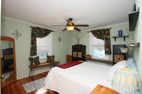 26 Essex Street Fairfield CT 06825